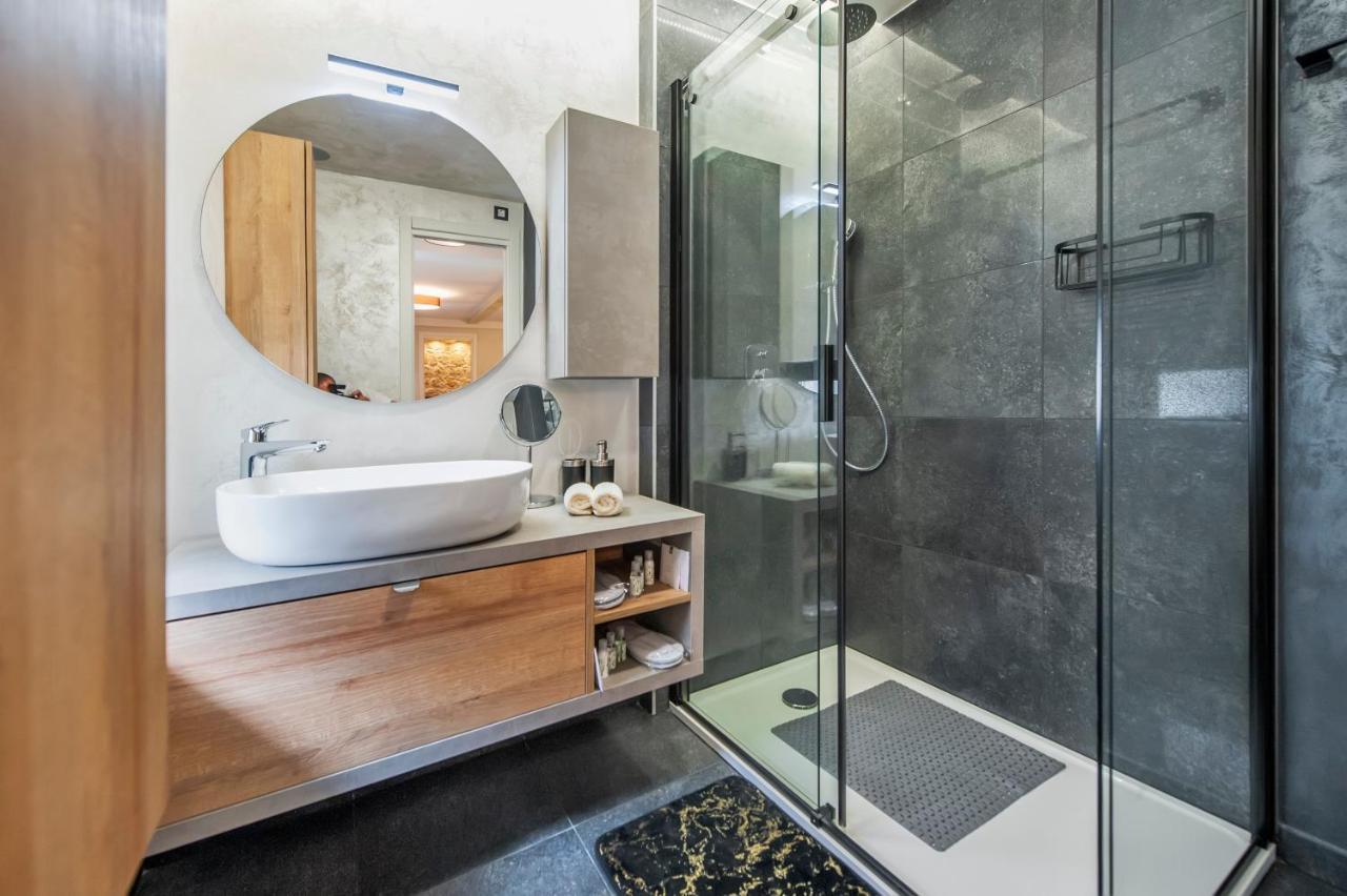 Dc II Downtown Apartment Ровинь Экстерьер фото