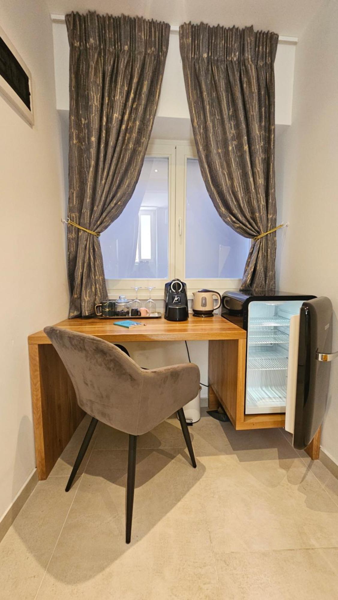 Dc II Downtown Apartment Ровинь Номер фото